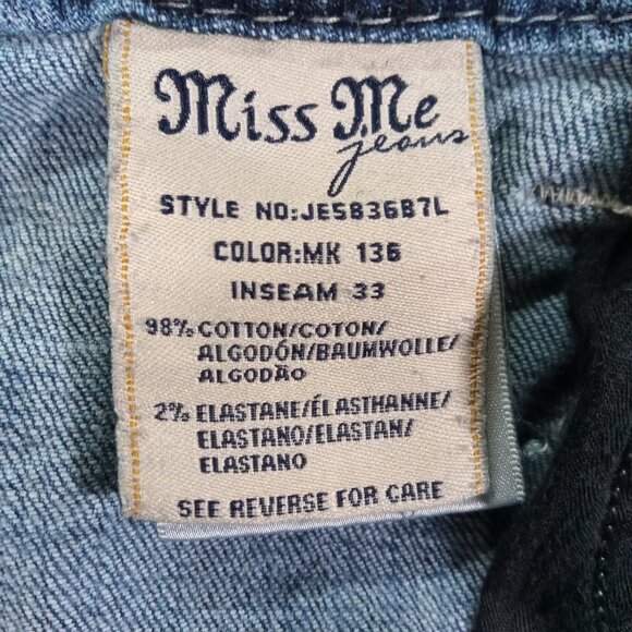Miss Me Jean Women 31x31, Tag 31x33 Blue Denim Bootcut Embellished Flap Pocket - Picture 12 of 13